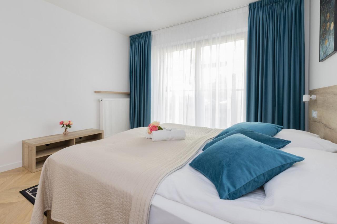 Apartament Praga Okrzei By The River By Renters